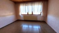 Doppelhaushälfte mit schönem Garten! - Zimmer DG