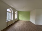 Große neu sanierte 2-Raumwohnung - Wohnzimmer