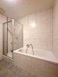*Wohnen mit Altbaucharme – sanierte 3-Zimmer-Wohnung* - Bad (2)