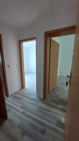 Neu renovierte 2-Raum Wohnung mit Balkon, 06406 Bernburg, Erdgeschosswohnung