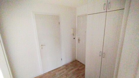 frisch renovierte 1-Zimmer Wohnung, 06429 Neugattersleben, Wohnung